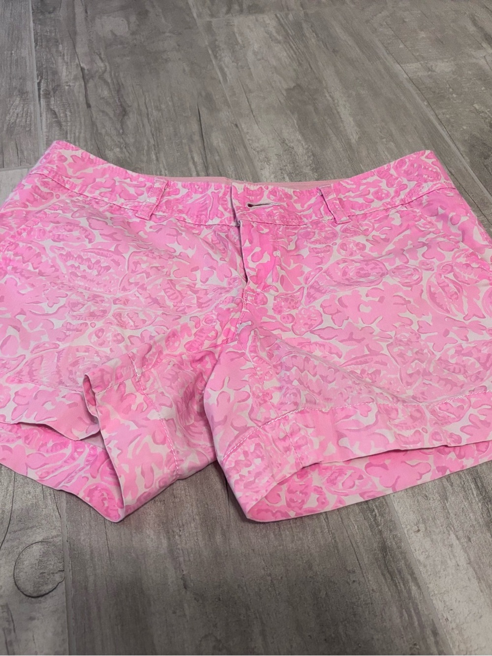 Lilly Pulitzer shorts size 2